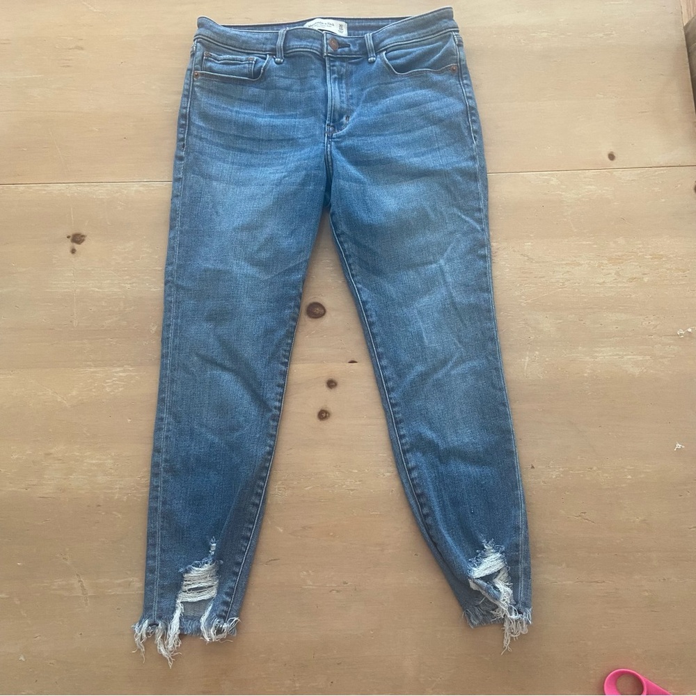Abercrombie & Fitch Women’s Size 30 Jeans - “The Super Skinny Ankle” Mid Rise